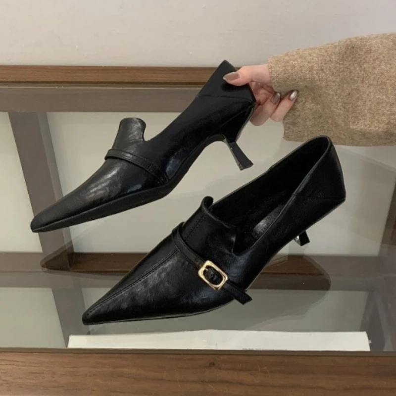 Elegant Kitten Heel Women Pump - Formal Belt Leather Thin recension och pris